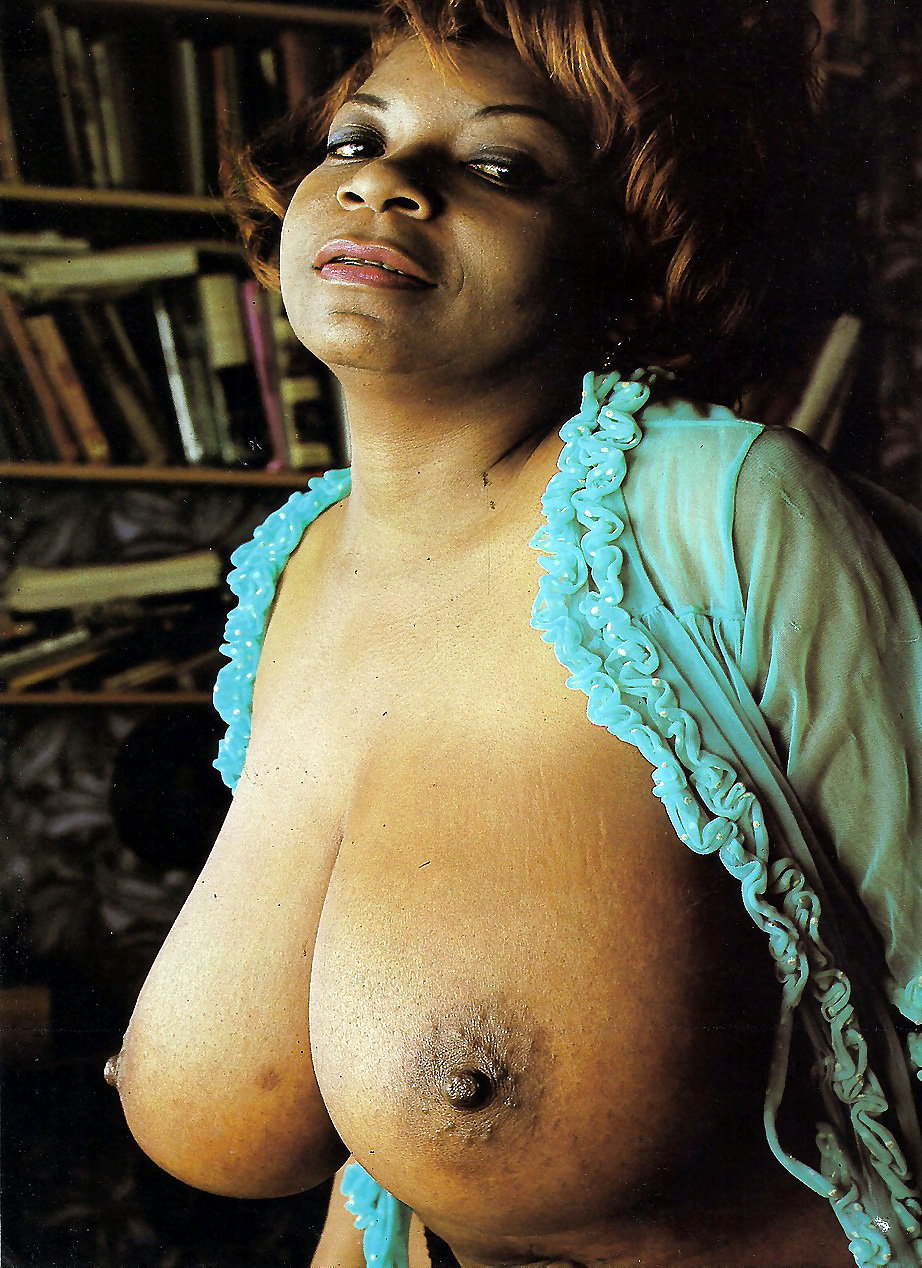 Ebony Mature Black Granny Blowjobs - Black Amateurs Naked - Naked plump granny with shaved pussy ...