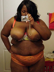 Thick black housewife in huge pink