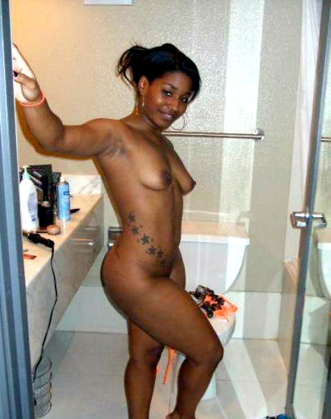 Amateur Nude Ebony